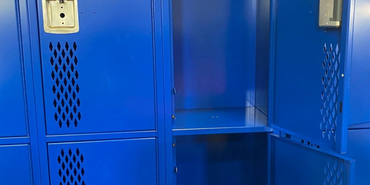 Day use visitor locker - DeBourgh education