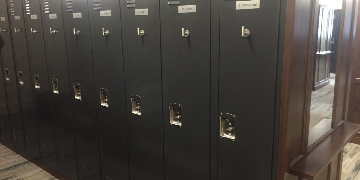 HDPE plastic locker - DeBourgh Flex fitness club locker