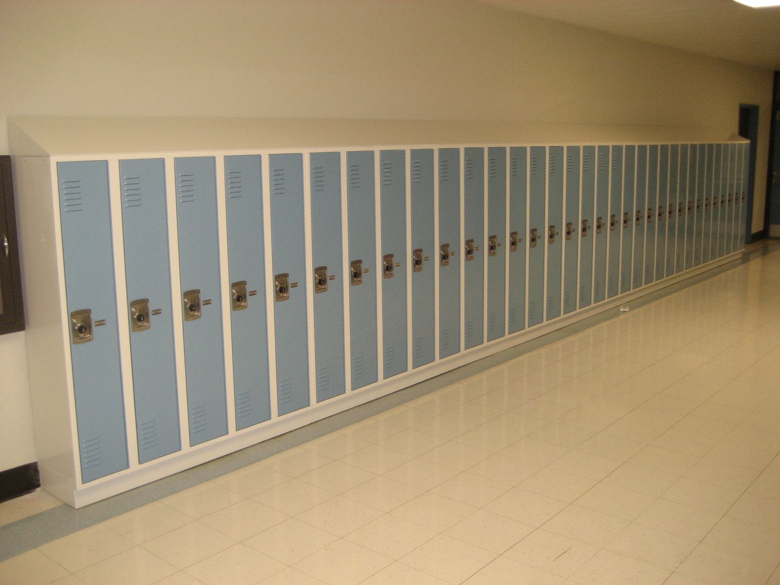 Outdoor Weatherproof Locker